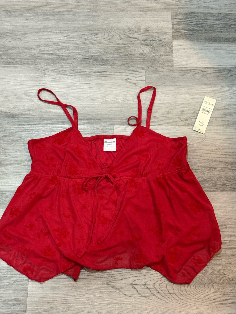 No Boundaries Red Floral Tie-Front Camisole - Picture 3 of 4